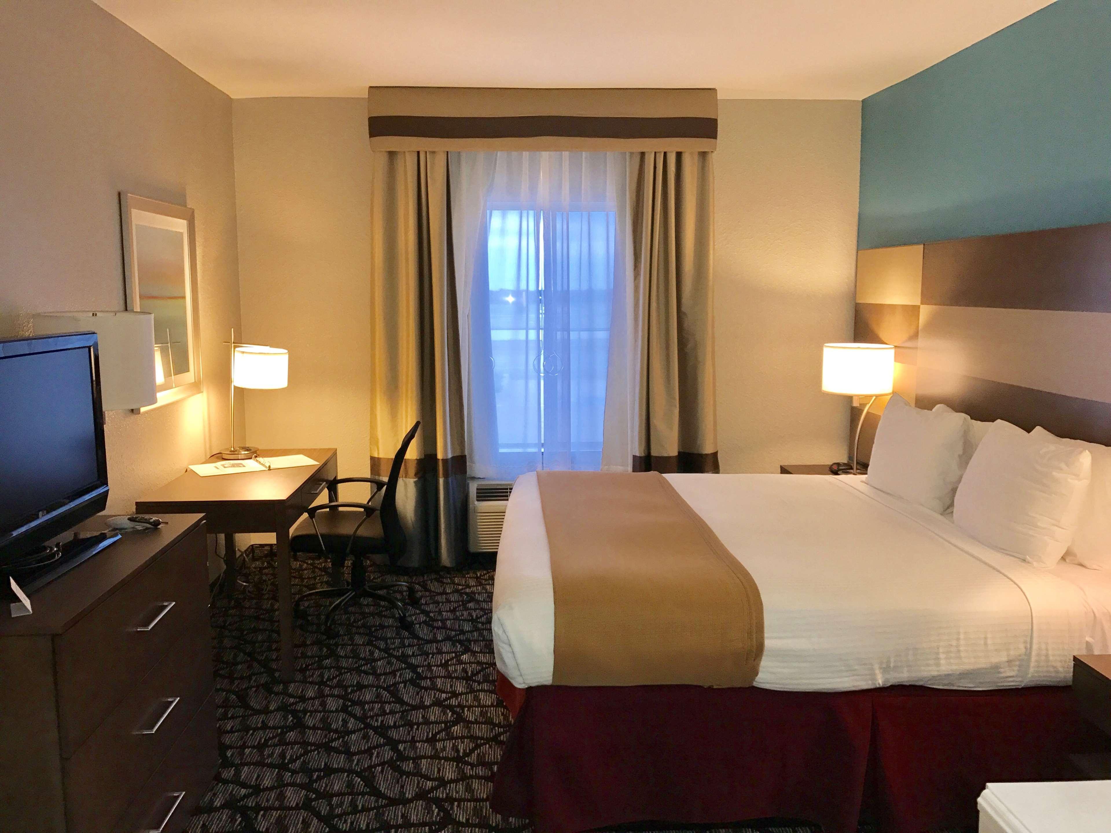Western Executive Hotel