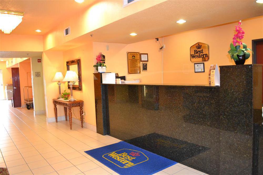 Hotel Western Executive Seagoville