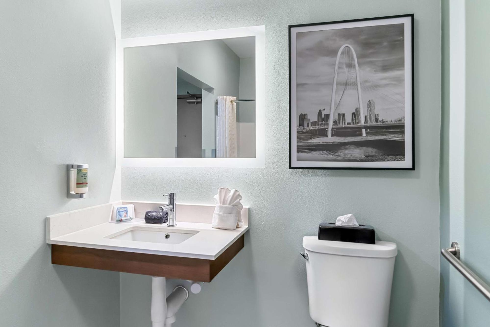 Western Executive 3* Seagoville